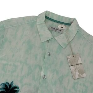 TOMMY BAHAMA TORTOLA TROPIC MIRAGE Camp Shirt Size Medium